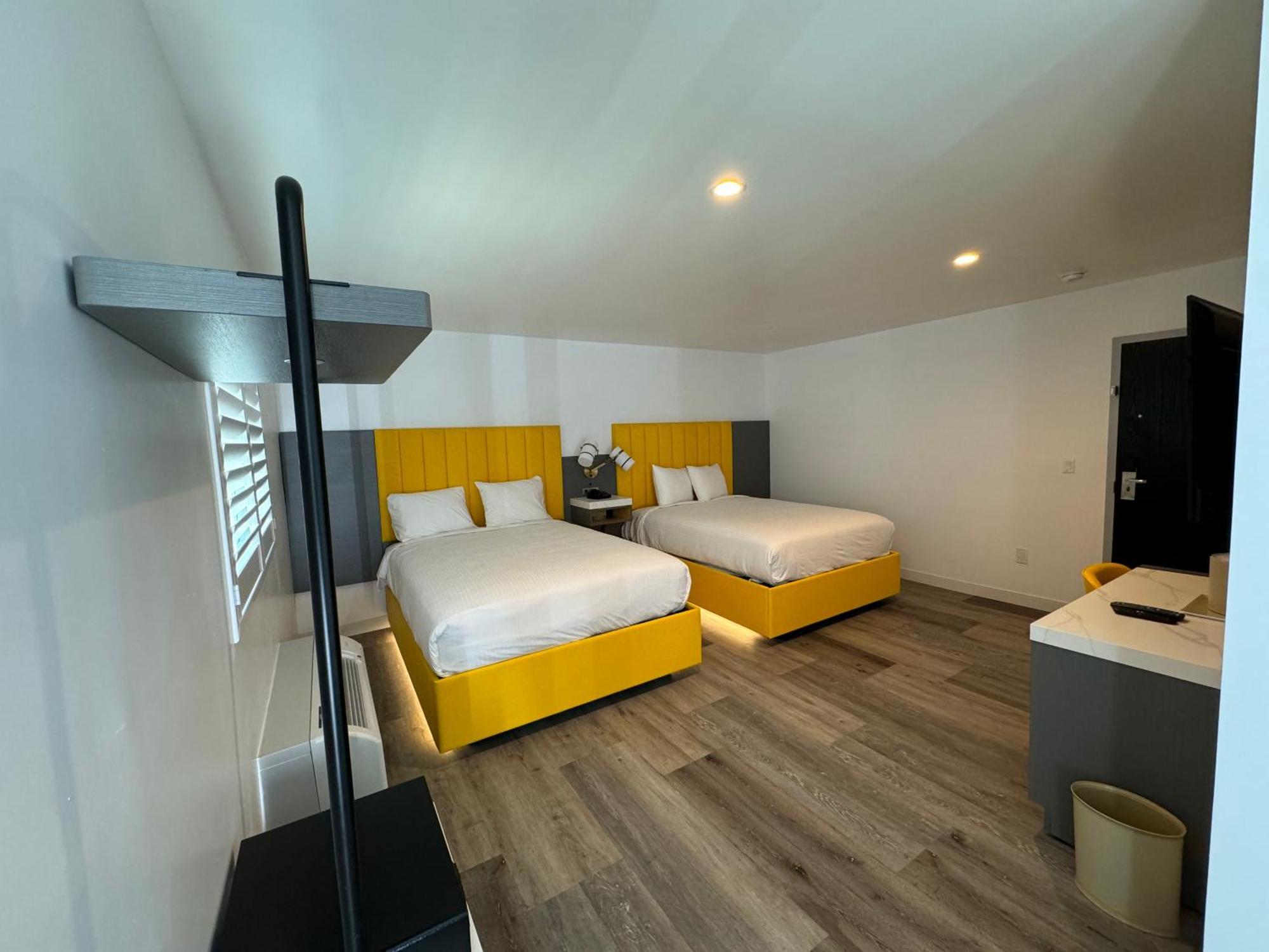 Hotel Rudra - Hollywood Los Angeles Room photo